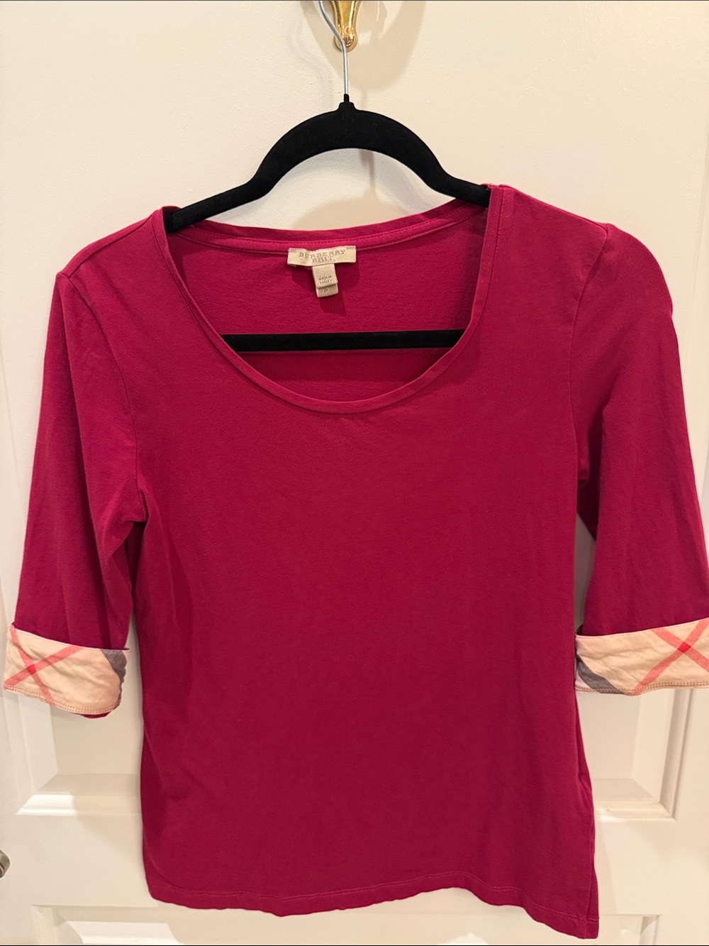 Burberry Fuchsia Three-Quarter Sleeve Scoop Neck Top with Check Cuffs